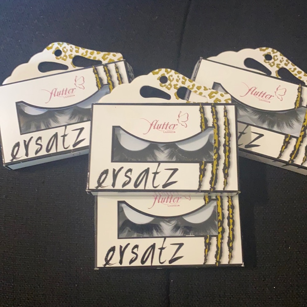 Flutter lash eye lashes in crazed